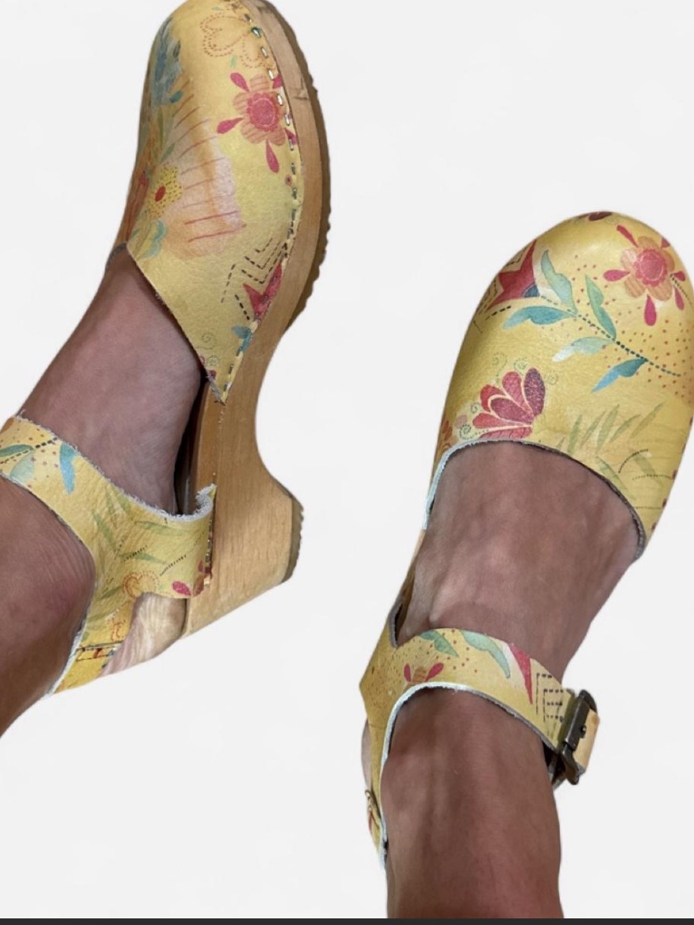 gudrun sjoden 
Yellow Floral Mary Jane - Women's wooden clog